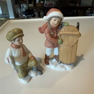 Enesco 1985 Going Sledding Treasured Memories Porcelain Figurine RARE 2 PC SET